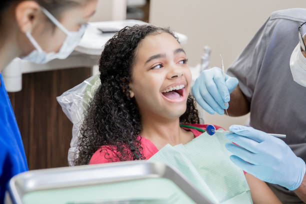 Best Dentist for Tooth Abscess  in Woodbury Center, CT
